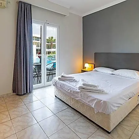 Turtle Hotel Laganas
