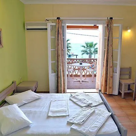 Hotel Turtle 2*
