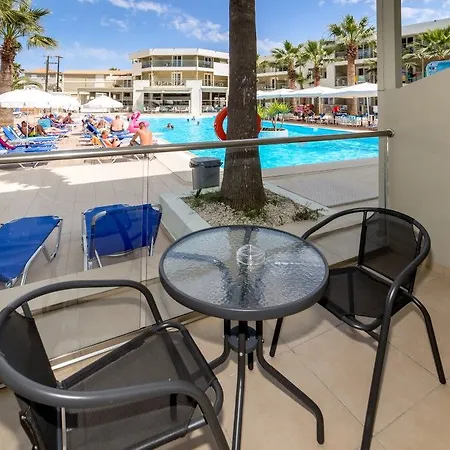 Turtle Hotel Laganas