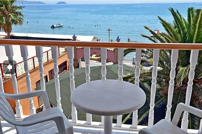 Otel Turtle 2*