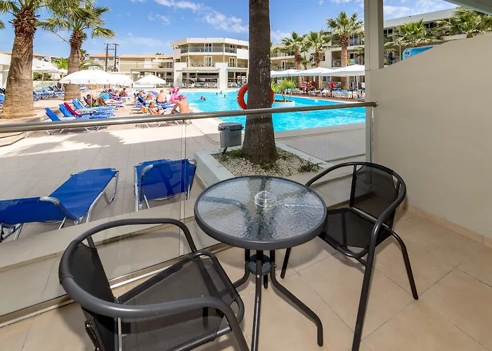 Turtle Otel Laganas